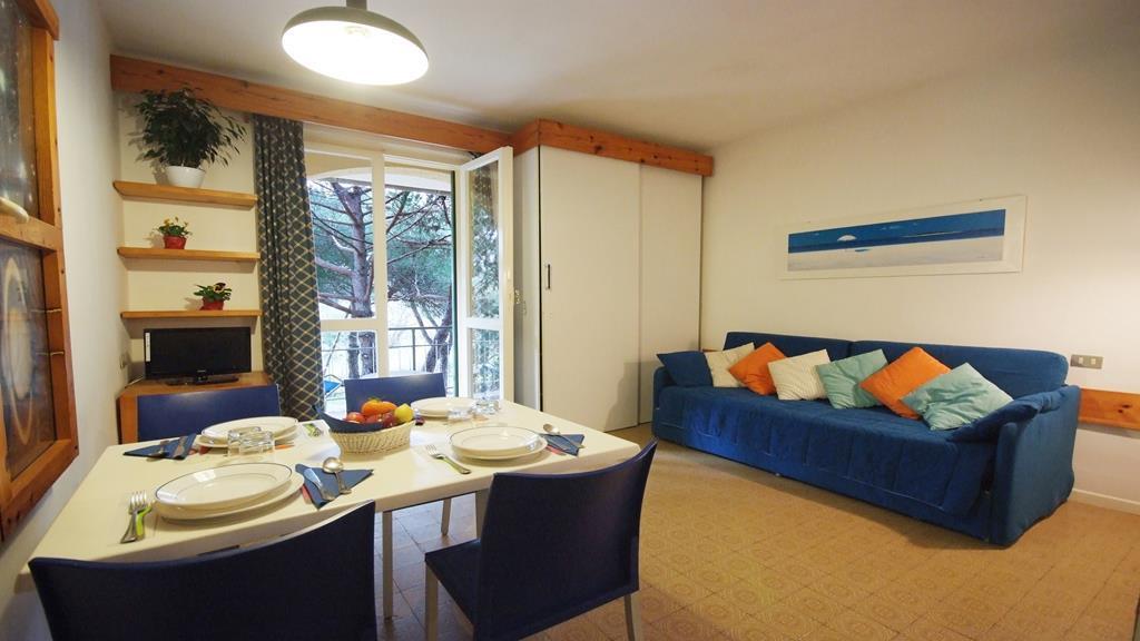 Residence Golfo Della Lacona Buitenkant foto
