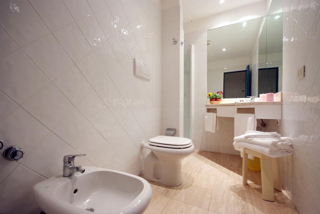 Residence Golfo Della Lacona Kamer foto