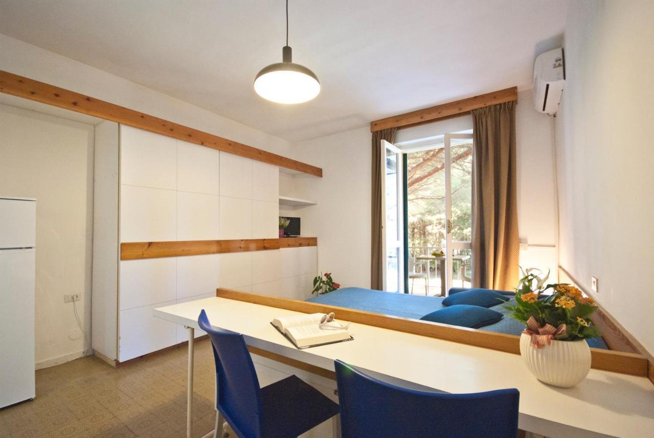 Residence Golfo Della Lacona Buitenkant foto