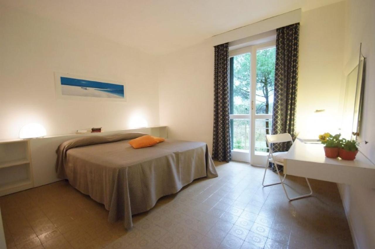 Residence Golfo Della Lacona Buitenkant foto